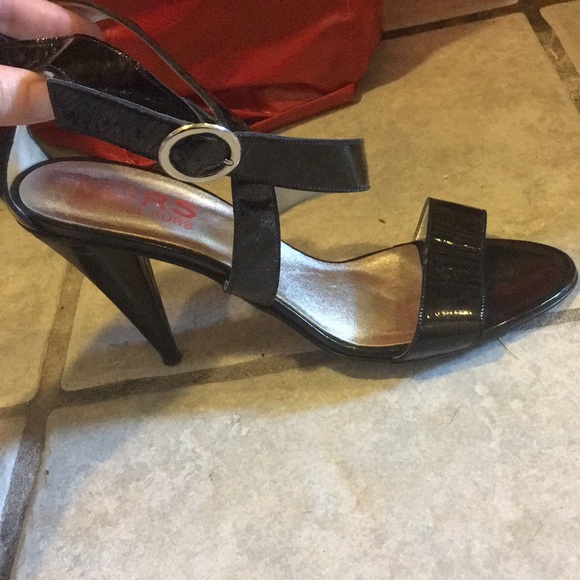 Michael Kors Heels - Picture 2 of 2